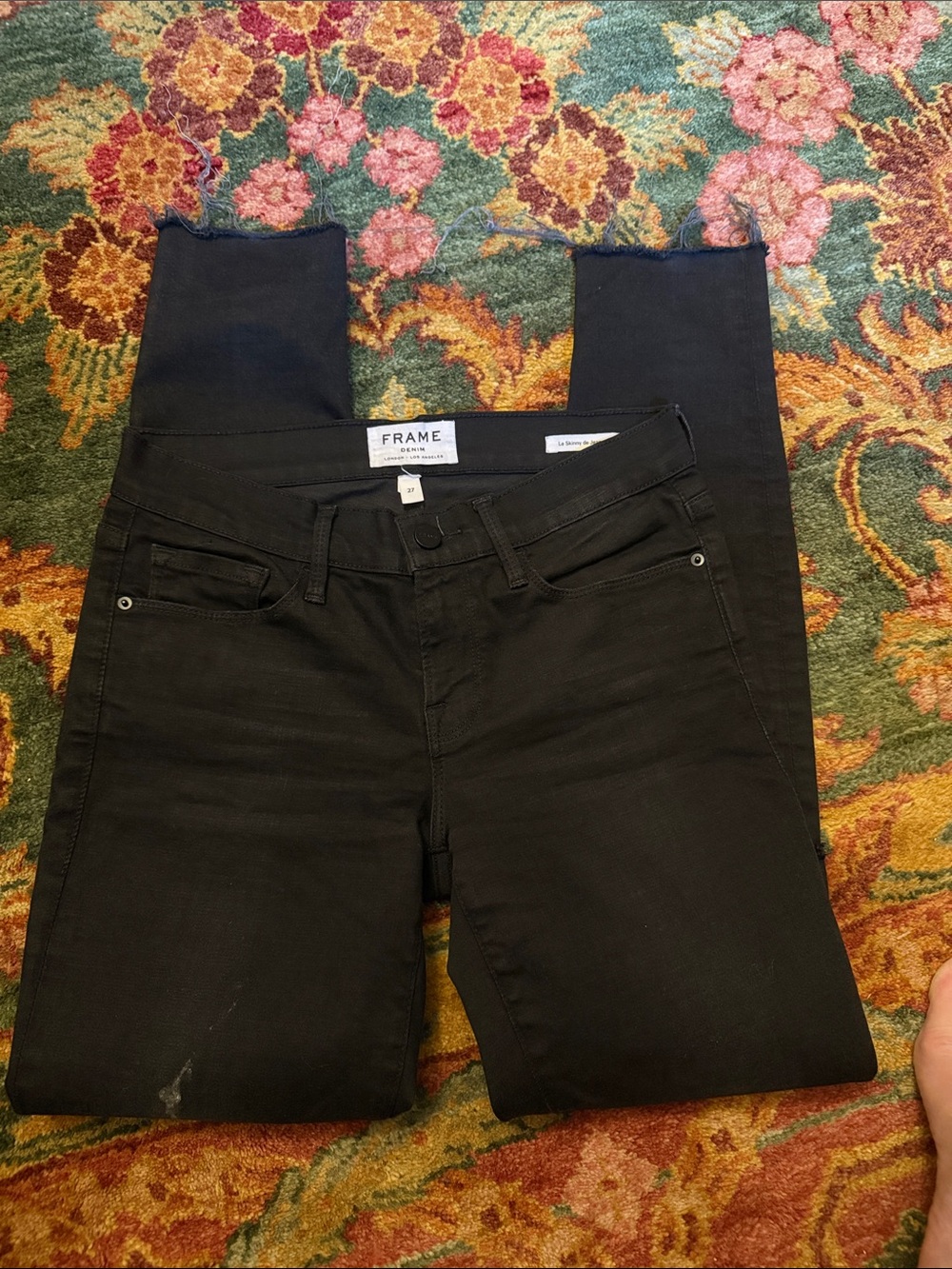 Frame Denim distressed Black Women's le Skinny de Jeanne Jeans Sz 27